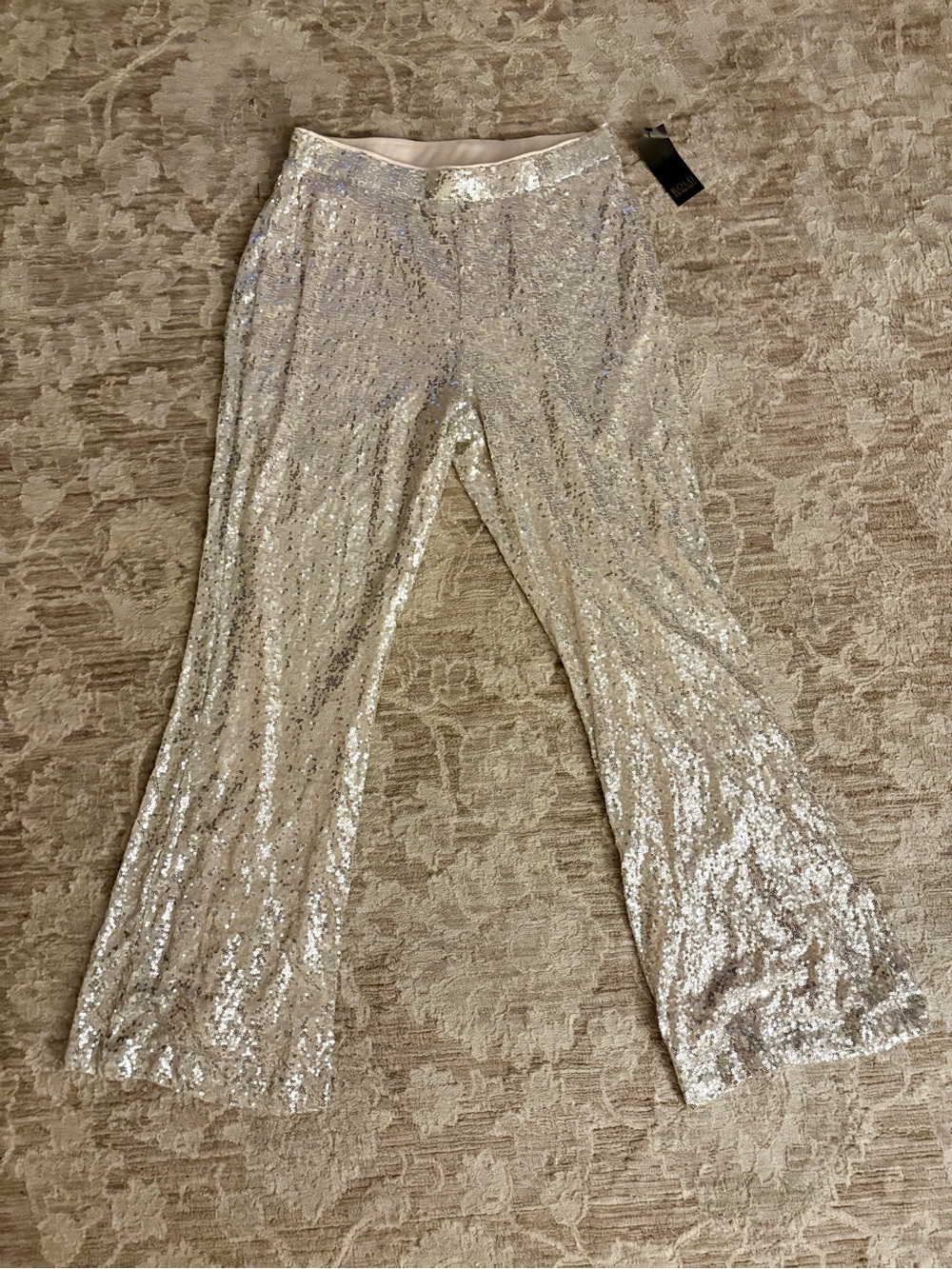 SILVER SEQUIN FLARE PANT 🪩